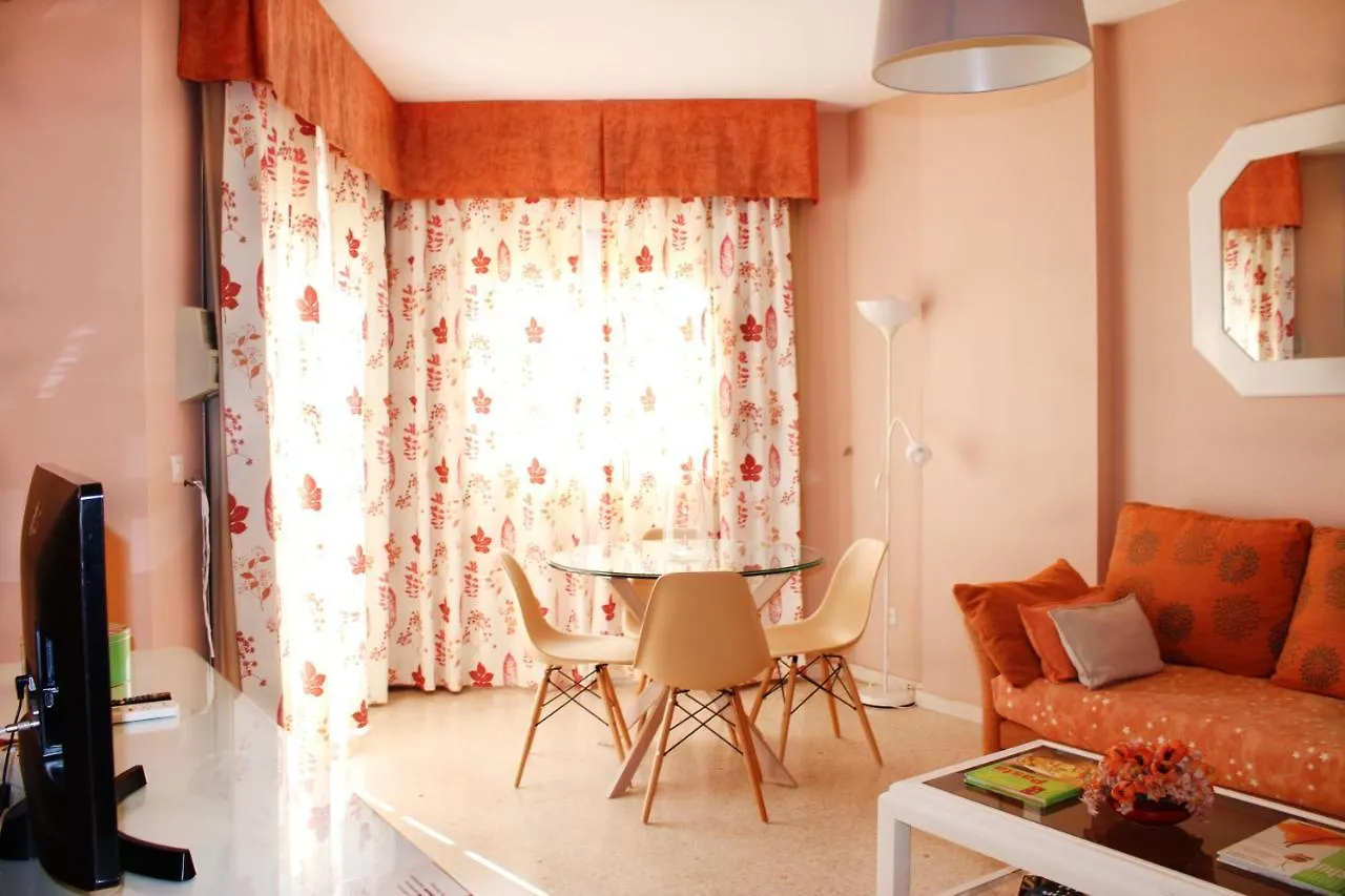 Ronda 3 Beachfront Apartment Fuengirola 0*,  Spain