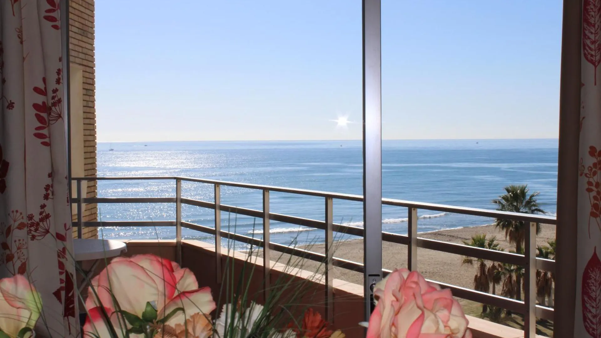 Ronda 3 Beachfront Apartment Fuengirola 0*,