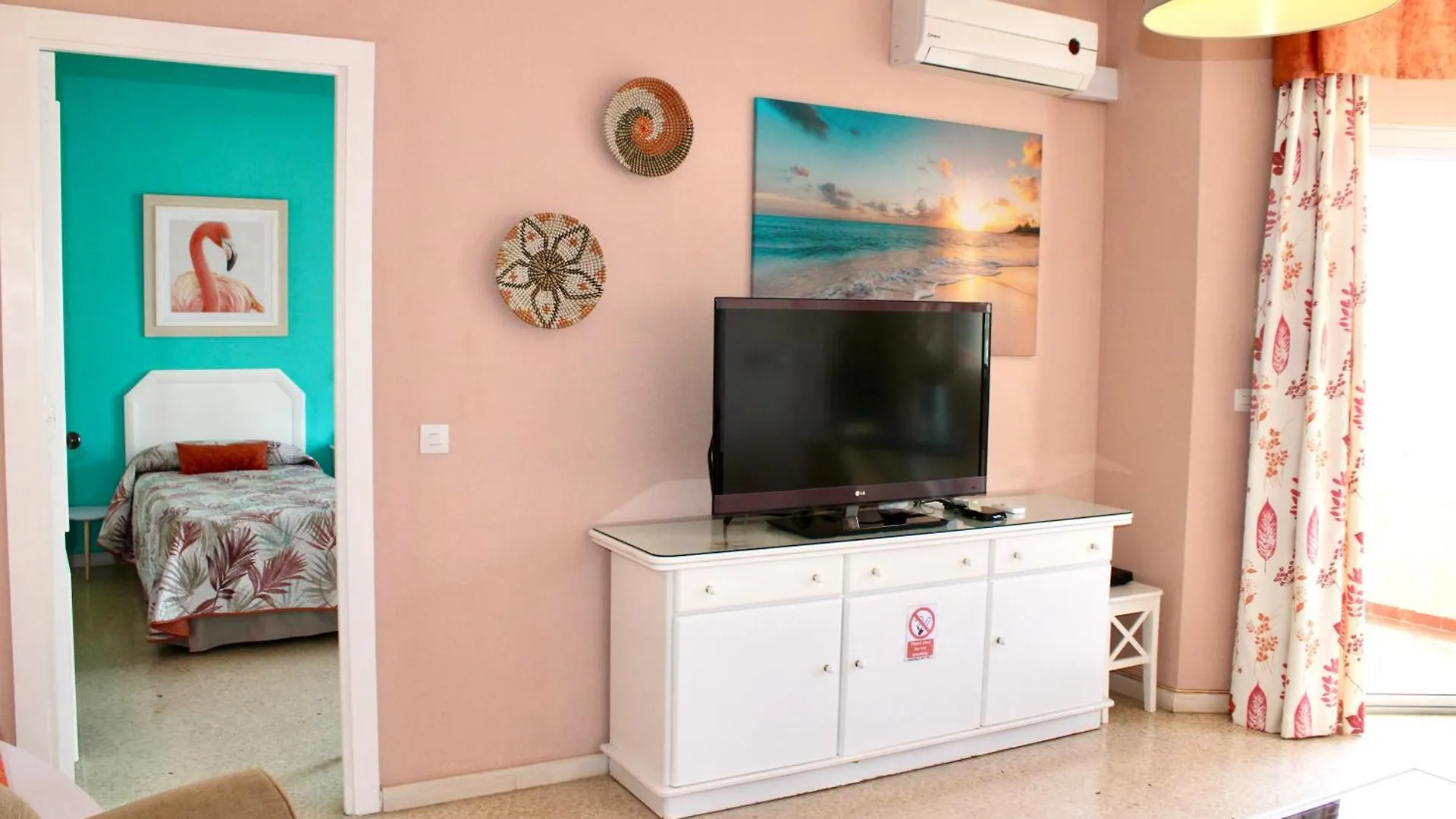 Ronda 3 Beachfront Apartment Fuengirola